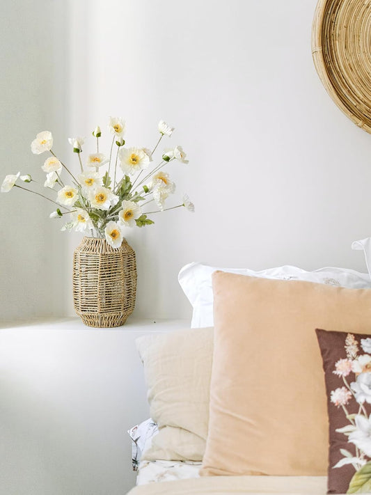 6PCS  23.2-Inch White Artificial Poppy Flower Stem｜Realistic Silk Bloom with Bendable Wire Stem｜Soft Velvet Leaves for Home Decor, Wedding, DIY Arrangements & Photography Props